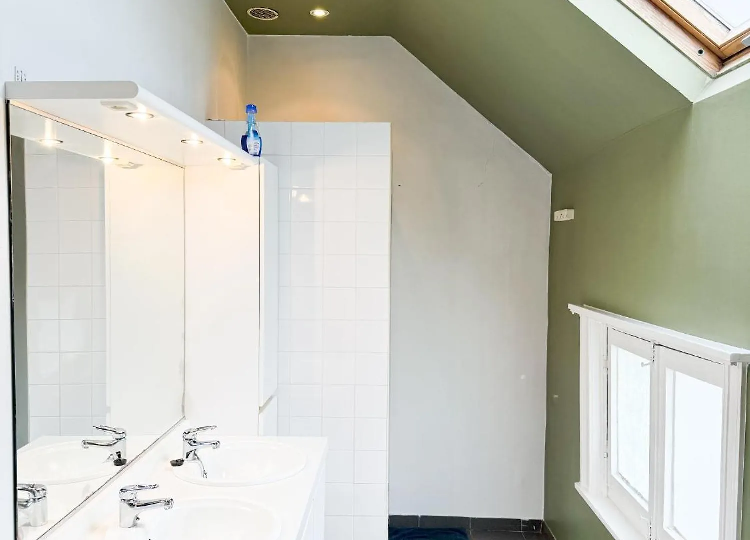 Bauhaus Suites Anvers Daire